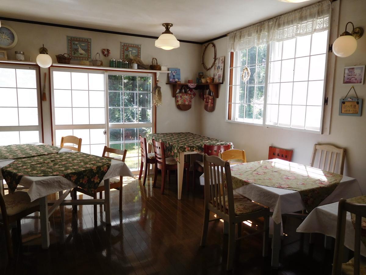 Country Lodge Farmstay Hakuba Bagian luar foto